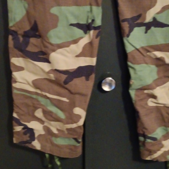 Camouflage Cargo Pants - Picture 10 of 12